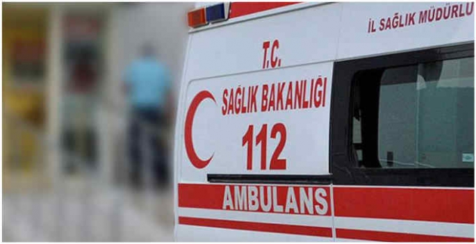 2 minibüs kafa kafaya çarpıştı: 11'i öğrenci 15 yaralı