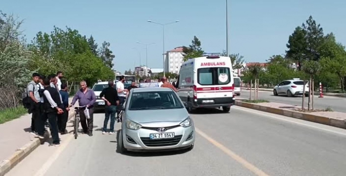 Adıyaman'da sürücü adayının kullandığı otomobille motosiklet çarpıştı!