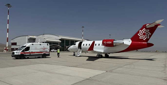 Ağrı'da kalp rahatsızlığı olan bebek ambulans uçakla Ankara'ya gönderildi