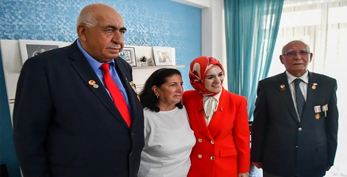 Aile ve Sosyal Hizmetler Bakanı Göktaş, Tunceli'de Kıbrıs gazisini ziyaret etti