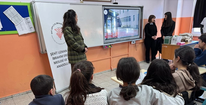 Ardahan'daki okullarda ilk yardım eğitimi