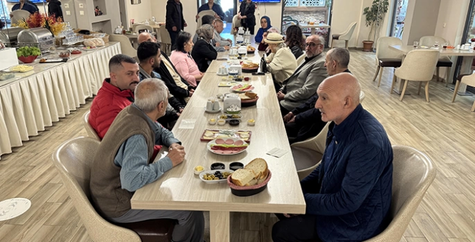 Ardahan'da huzurevi sakinleriyle lezzet dolu vefa buluşması