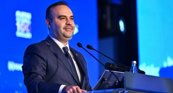 Bakan Kacır: Türkiye'mizin tüm illerinde dev yatırımları hayata geçireceğiz