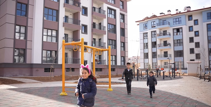 Bakan Kurum, Malatya'da tamamlanan konutların görüntülerini paylaştı