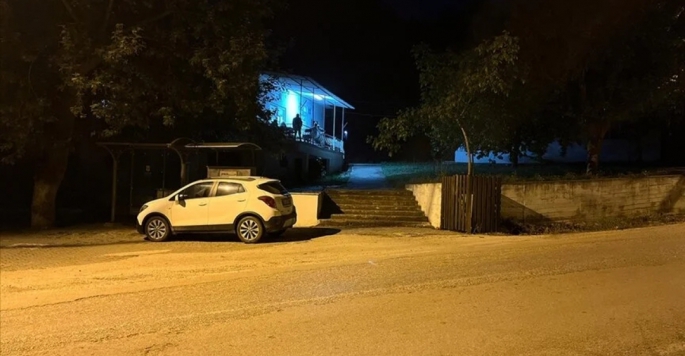  Balıkesir'de kaybolan ekonomist Berzeg'in evinin yakınlarında kemik ve kıyafet parçaları bulundu
