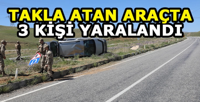Başkale'de takla atan hafif ticari araçtaki 3 kişi yaralandı