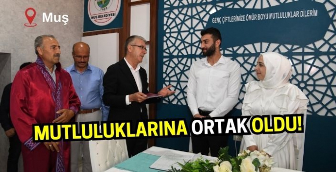 Başkan Söylemez genç çiftin mutluluğuna ortak oldu