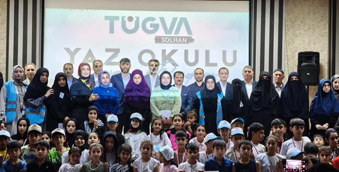 Bingöl'de TÜGVA yaz okulunun kapanışı dolayısıyla program düzenlendi