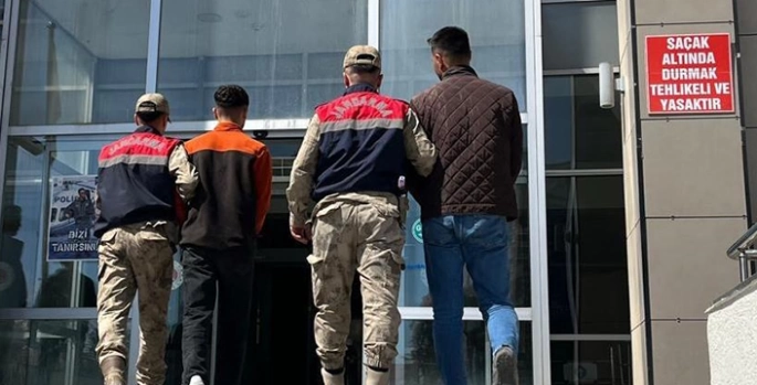 Bitlis'te 5 düzensiz göçmen yakalandı 2 şüpheli tutuklandı