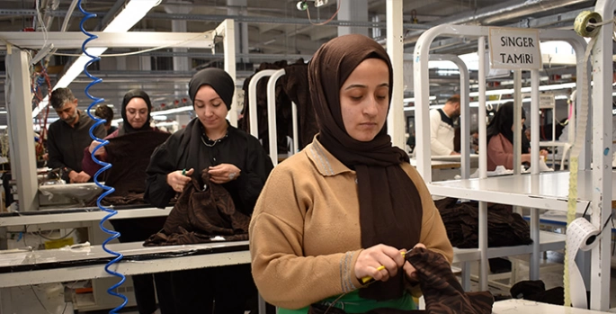 Bitlis'te devlet desteğiyle kurulan tekstil fabrikaları, istihdama katkı sağladı