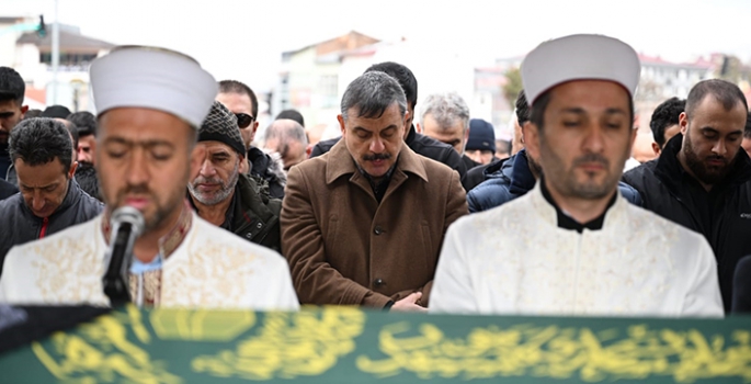 Cumhuriyet'in asırlık tanığı Erzurumlu Aliye Göker vefat etti