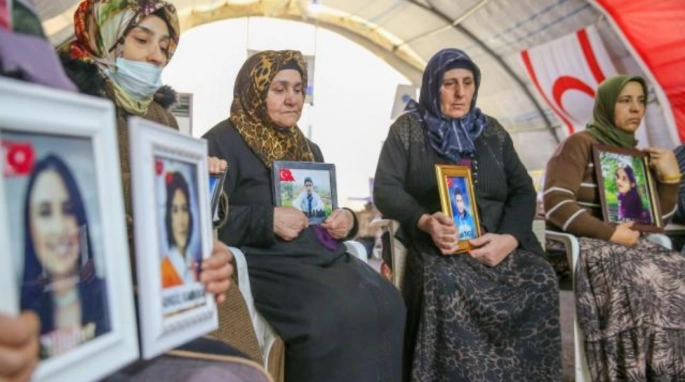 Diyarbakır anneleri evlat nöbetini sürdürüyor