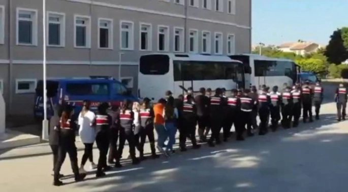 Dolandırıcı organize suç örgütlerine operasyon: 230 şüpheli yakalandı