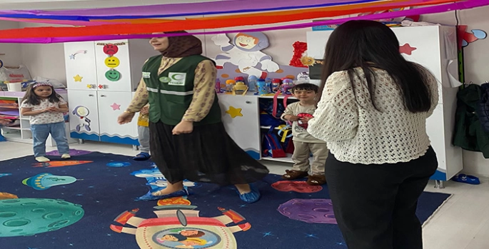Elazığ'da anaokulu öğrencilerine Yeşilay tanıtıldı