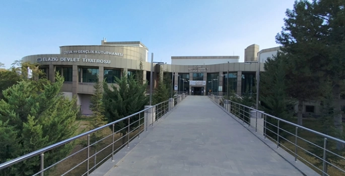 Elazığ'da nisan ayında 10 tiyatro oyunu sahnelenecek