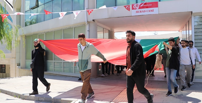 Elazığ'da üniversite öğrencileri Gazze'ye destek yürüyüşü düzenledi