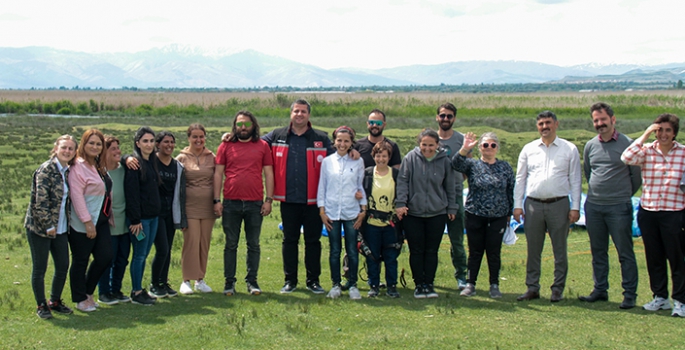 Engelliler rafting ve yamaç paraşütü heyecanı yaşadı