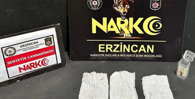 Erzincan’da uyuşturucuyla yakalanan 2 şüpheli gözaltına alındı