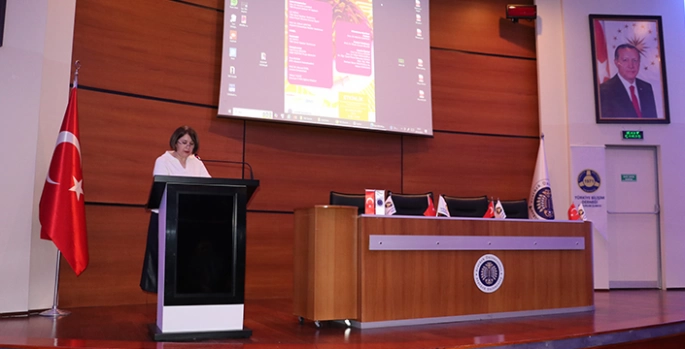 Erzurum'da Bilişim Paneli yapıldı 