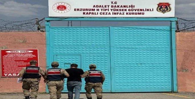 Erzurum'da firari FETÖ hükümlüsü samanlıkta yakalandı