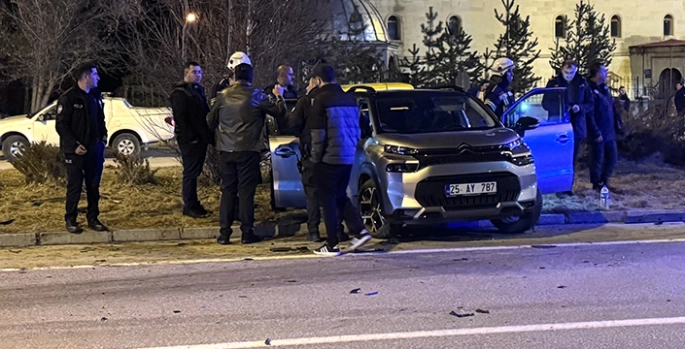 Erzurum'da iki otomobilin çarpışması sonucu 6 kişi yaralandı