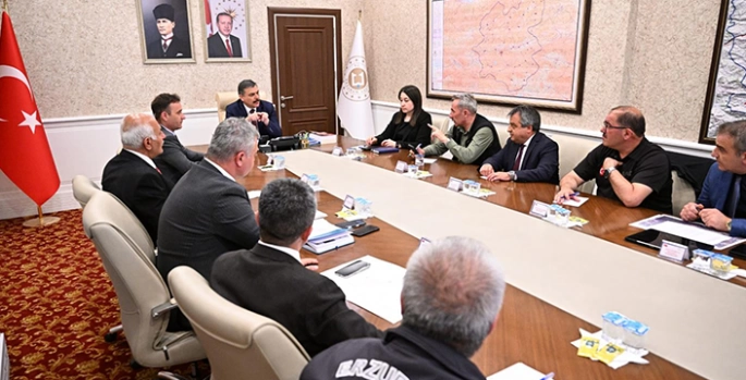 Erzurum'da toprak kaymasının meydana geldiği mahallede yeni önlemler alındı