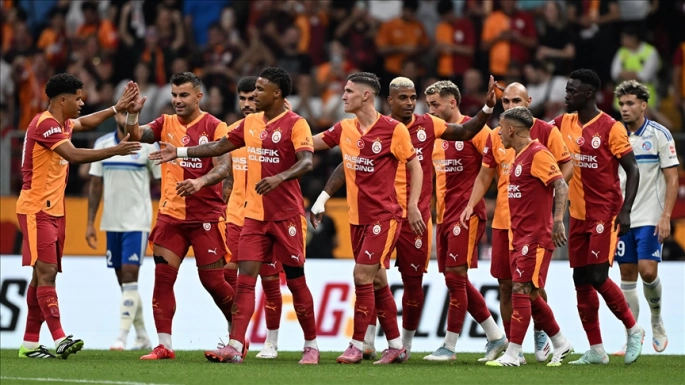 Galatasaray kadro bildirimi yaptı