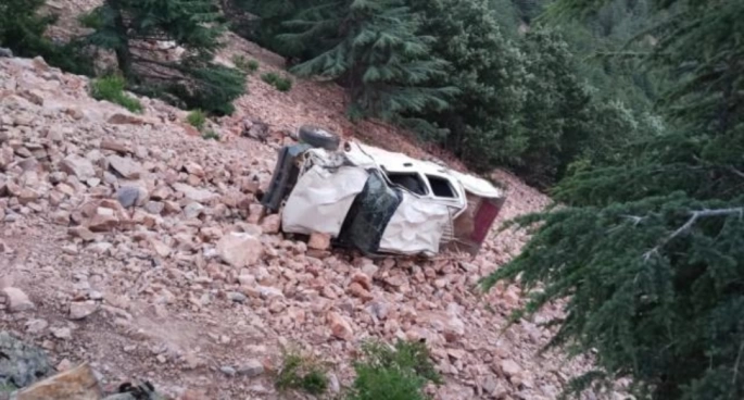 Gaziantep'te pikap uçuruma devrildi: 3 ölü