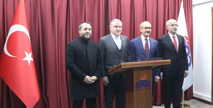 Gençlik ve Spor Bakanı Bak Malatya'da ziyaretlerde bulundu