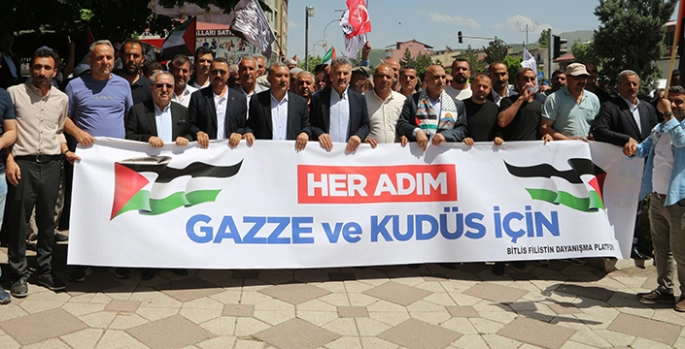 Güroymak'ta İsrail'in Gazze'ye yönelik saldırıları protesto edildi