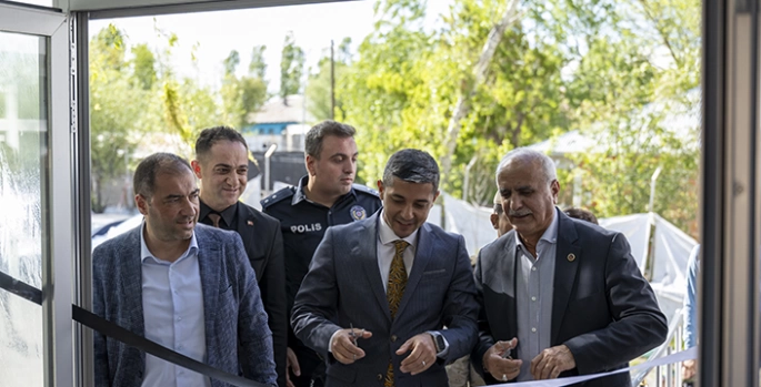 Hamur'da fotoğraf sergisi ve kısa filim gösterisi yapıldı