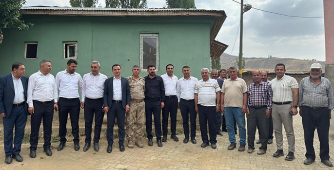 Hizan Kaymakamı Bilgin köyleri ziyaret etti