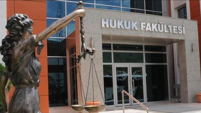 Hukuk fakültelerine giriş sıralaması barajı 125 bin oldu