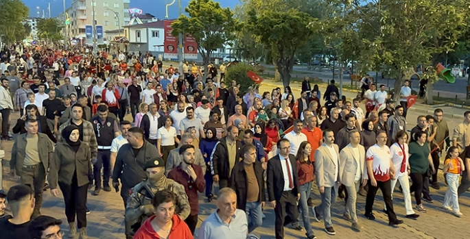 Iğdır’da gençlik yürüyüşü düzenlendi