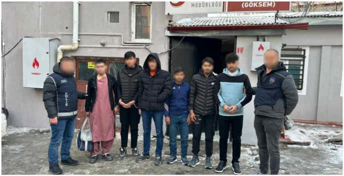 Kars'ta 6 düzensiz göçmen yakalandı
