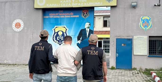 Kars'ta darbe girişimi gecesinde tankla dışarı çıkan firari FETÖ hükümlüsü yakalandı