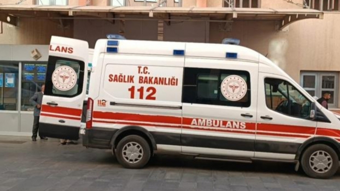 Kontrolden çıkan otomobil şarampole devrildi: 1 ölü, 3 yaralı