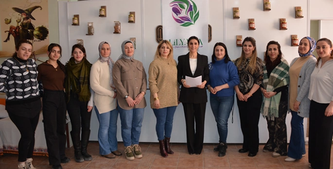 Kooperatif bünyesinde birleşen Hakkarili kadınlar, ödül almanın sevincini yaşıyor