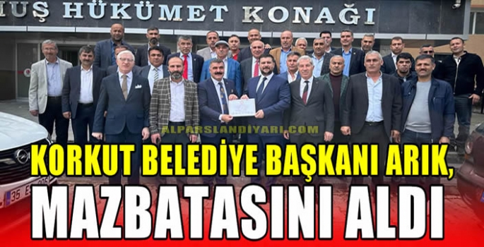 Korkut Belediye Başkanı Arık, mazbatasını aldı