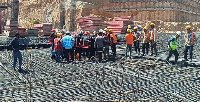Malatya'da inşaatın iskelesinden düşen işçi yaralandı