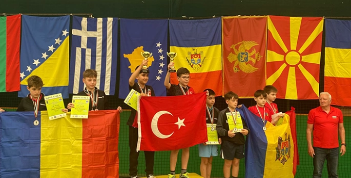 Malatyalı milli sporcu masa tenisinde Balkan şampiyonu oldu
