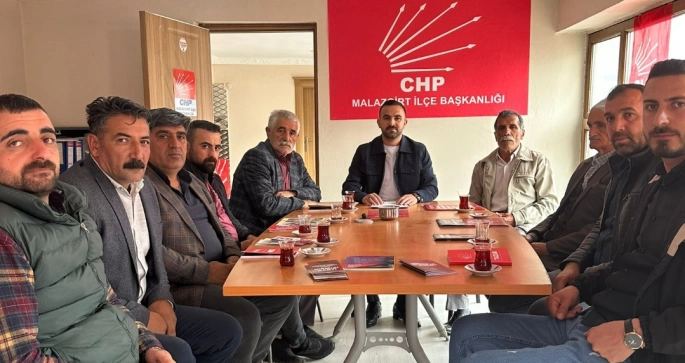 Malazgirt’te CHP Genel Başkanı  Özel’e yapılan saldırı kınandı