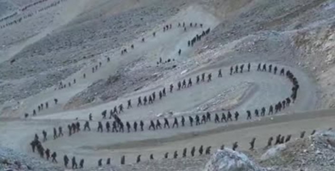  Mehmetçikten Davraz Dağı'na zirve tırmanışı