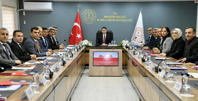 Milli Eğitim Bakan Yardımcısı Macit, depremlerin etkilediği Malatya'yı ziyaret etti