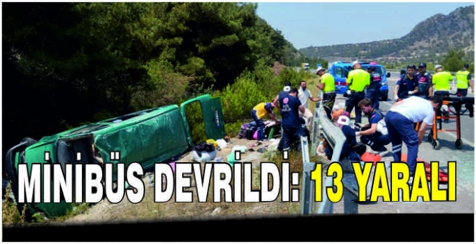 Minibüs devrildi: 13 yaralı