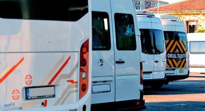 Personel servis araçlarında yaş sınırı 19'dan 21'e çıkarıldı