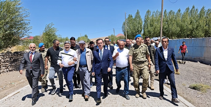 Şehit Mahsun Yeşildemir anısına okuduğu okulda kütüphane açıldı