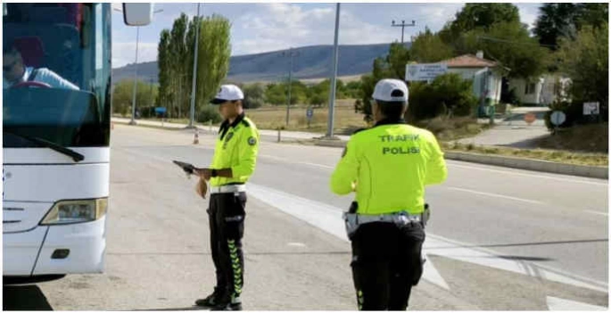 Trafikte hız kurallarına uymayanlara 2 milyon 126 bin işlem yapıldı