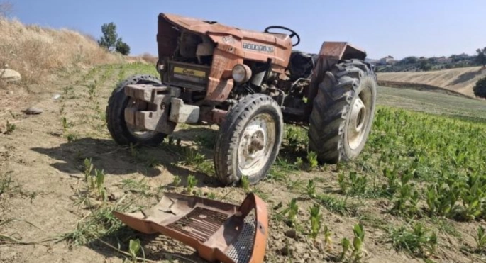 Traktör tarlaya uçtu, 16 yaşındaki çocuk hayatını kaybetti