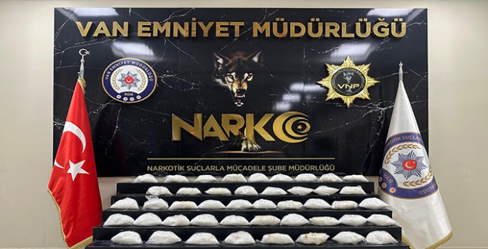 Van'da 24 kilo 100 gram sentetik uyuşturucu ele geçirildi